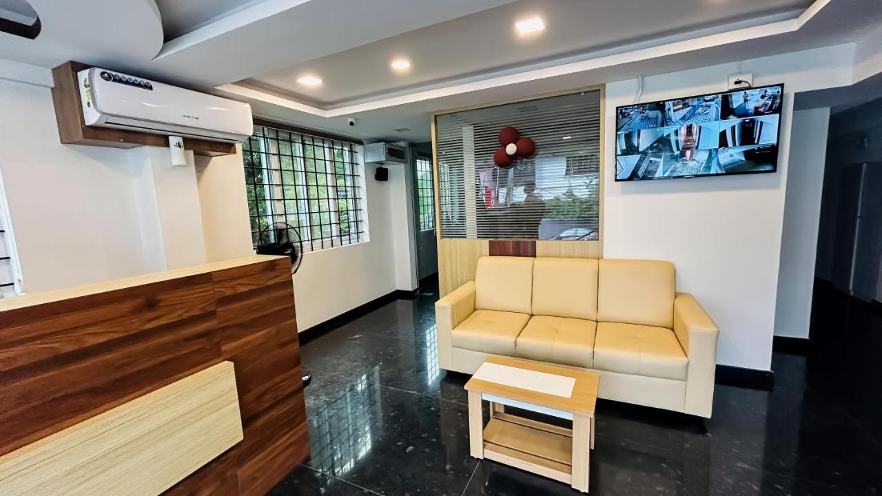 Emerald Inn Kochi Екстер'єр фото